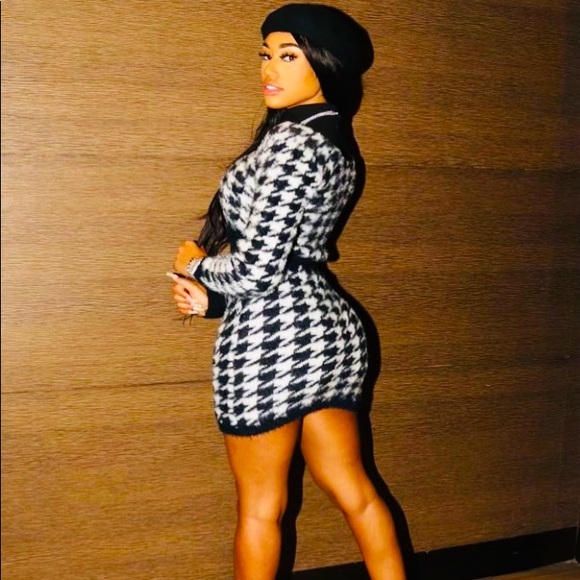 Black Beret 🖤 - Picture 5 of 7